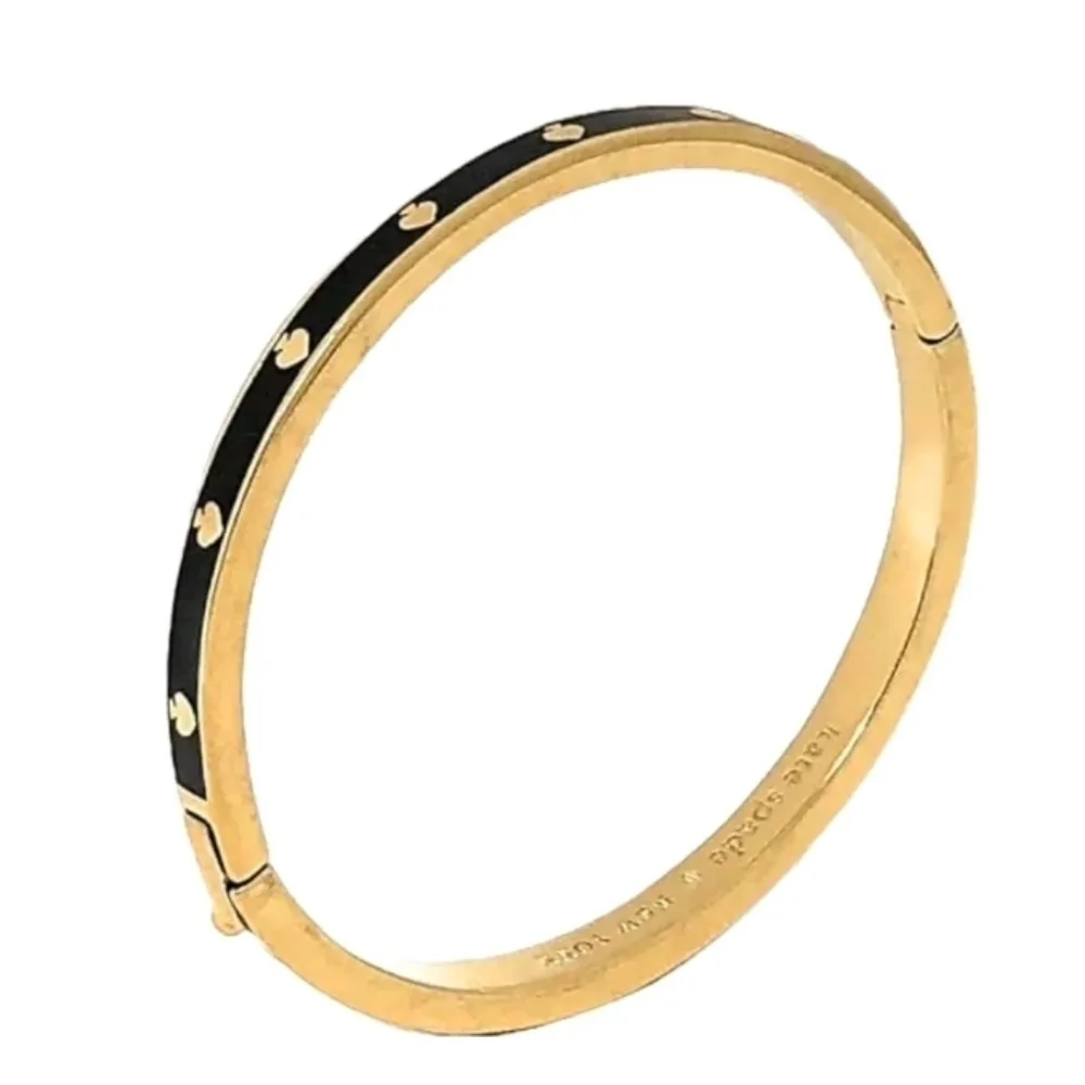 Kate Spade Spot the Spade Enamel Hinged Bangle Bracelet in Black